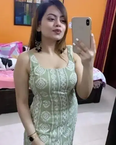 Call Girl in Sullurpeta